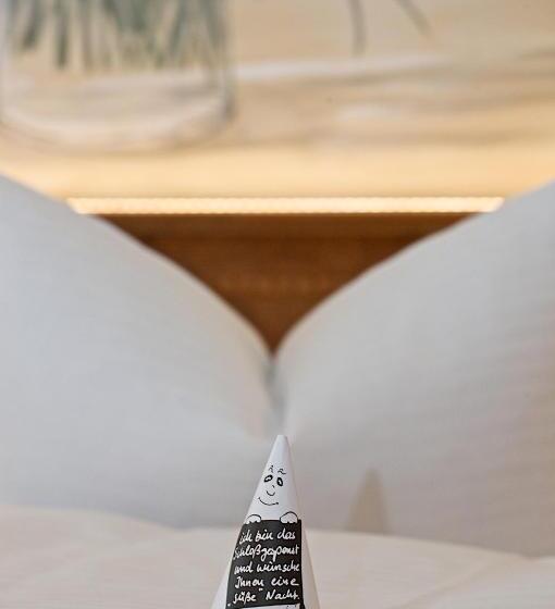 Номер Deluxe, Am Schloßberg