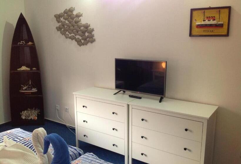 스탠다드 룸, An Der Uffe