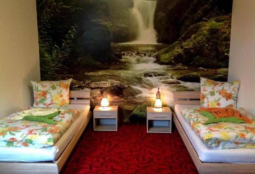 스탠다드 룸, An Der Uffe