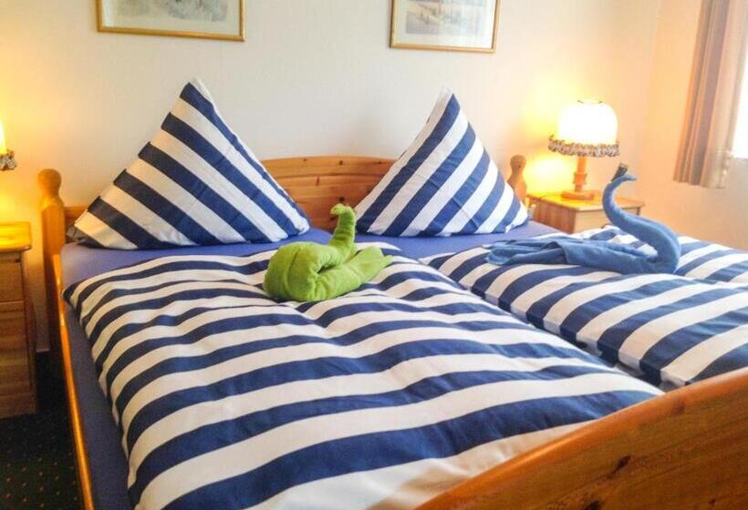 스탠다드 룸, An Der Uffe