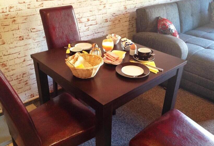 스탠다드 스튜디오, An Der Uffe