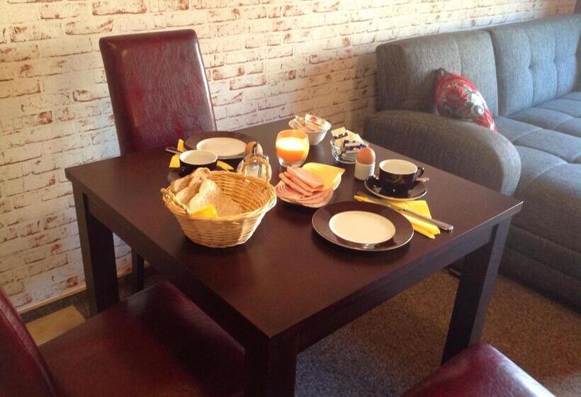 스탠다드 스튜디오, An Der Uffe