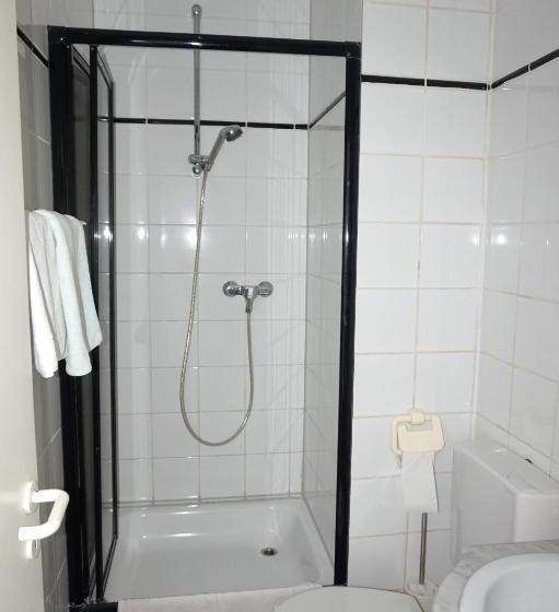 חדר סטנדרט, Artus