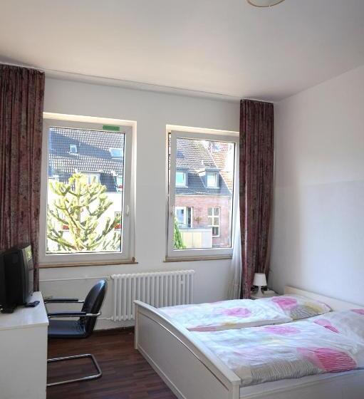 חדר סטנדרט, Artus