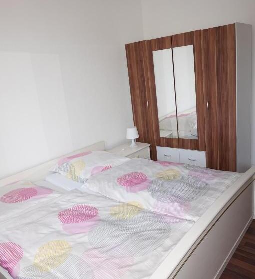 חדר סטנדרט, Artus