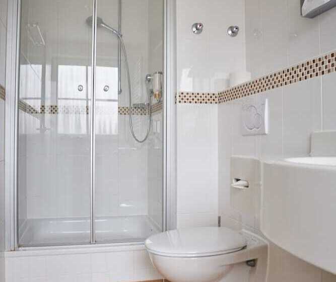 اتاق استاندارد چهار تخته, Bed&breakfast Erber