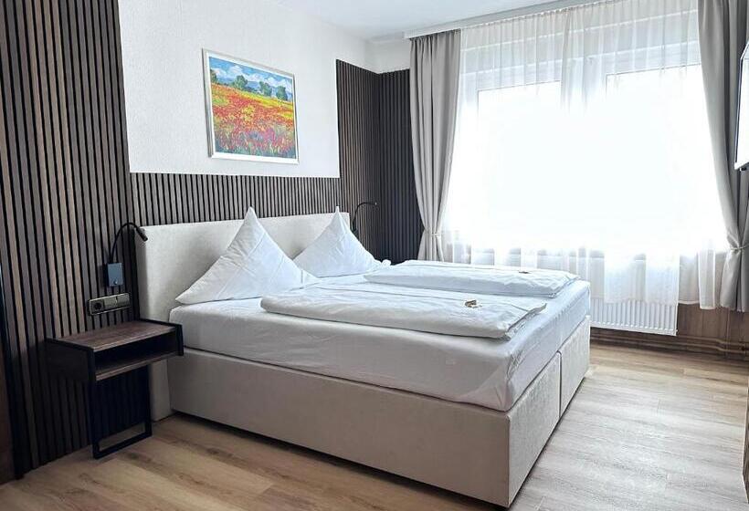 Quarto Estandar, Bilger Eck