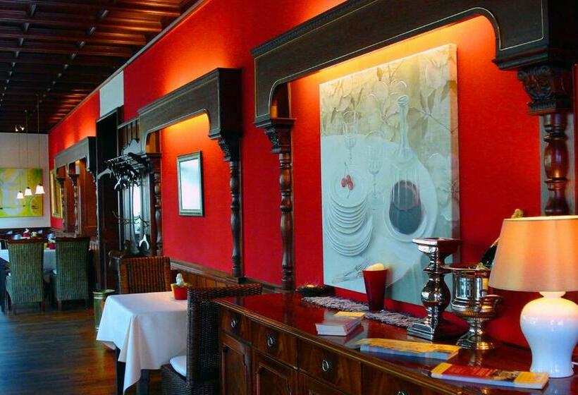 스탠다드 룸, Fürstenberg