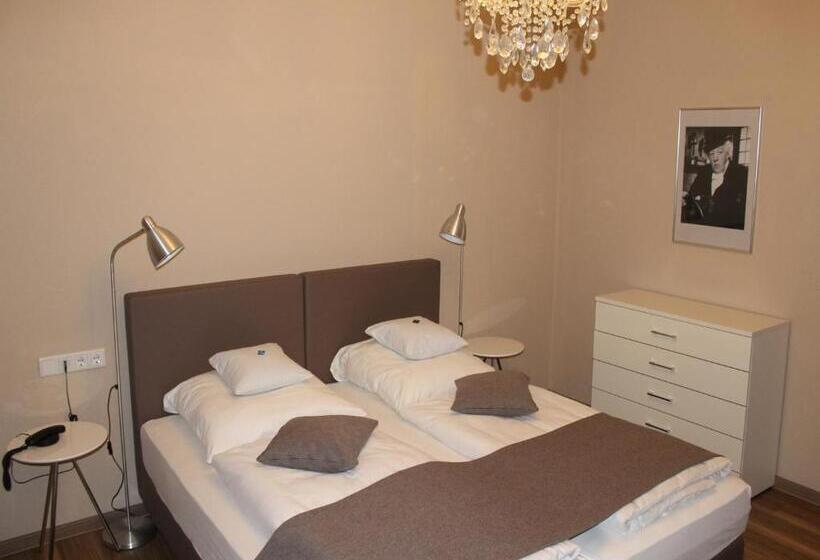 스탠다드 발코니 룸, Garni Bellevue