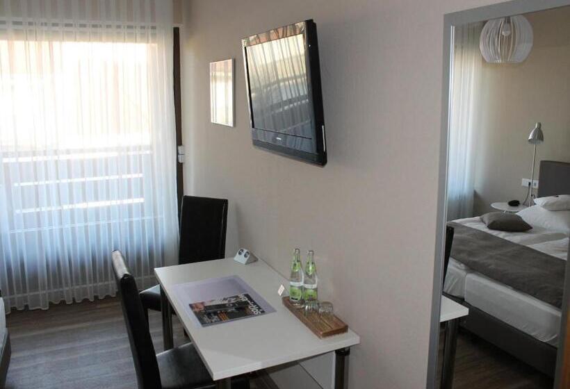 Номер Стандарт с Балконом, Garni Bellevue