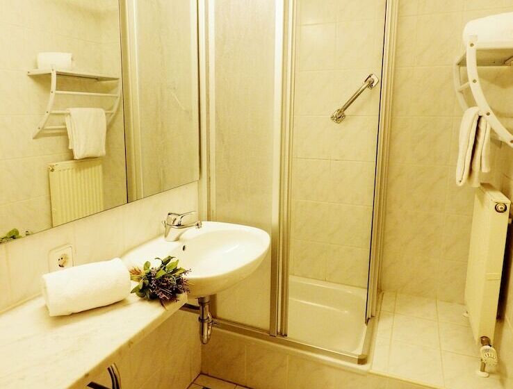 غرفة قياسية, Kurhotel Panland