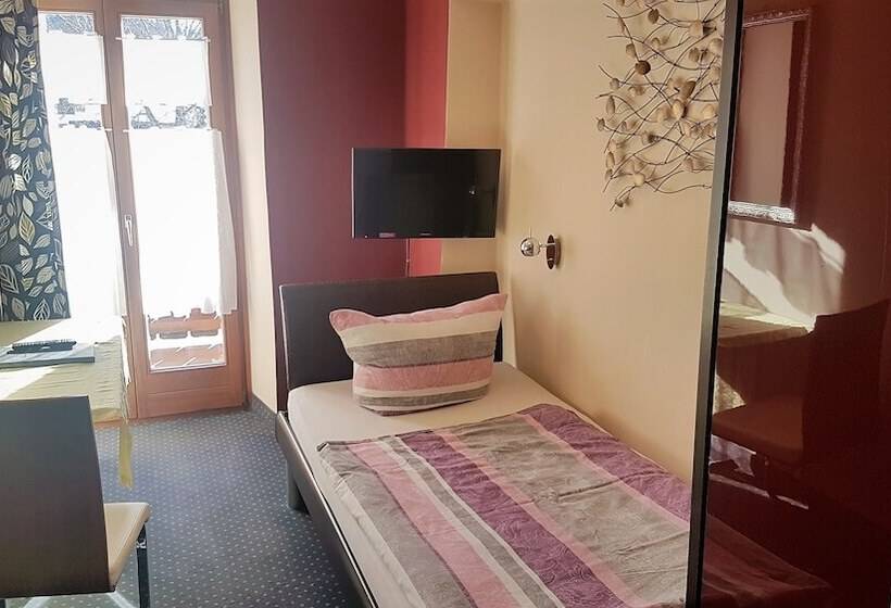 经典单人间, Leonhardihof