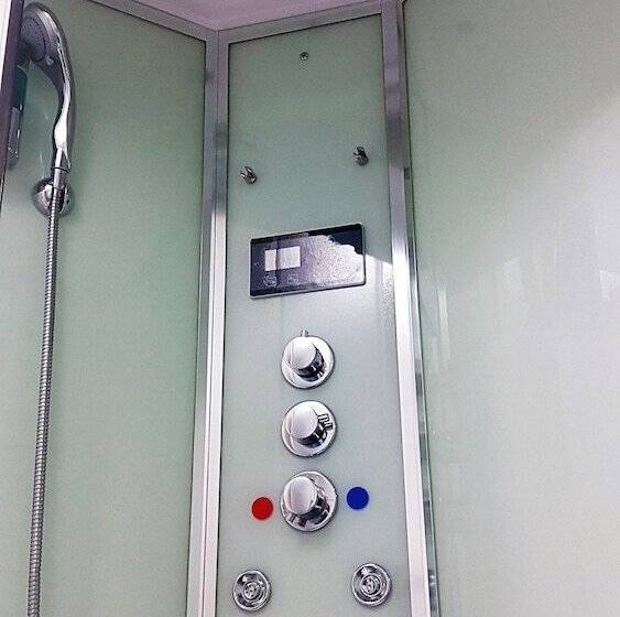 四人标准间, Leonhardihof