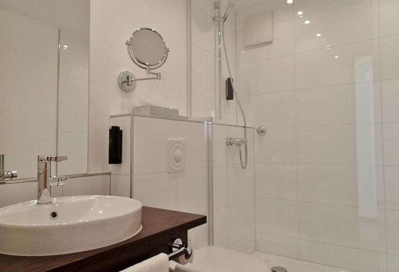 Трехместный Номер Deluxe, Mingarden