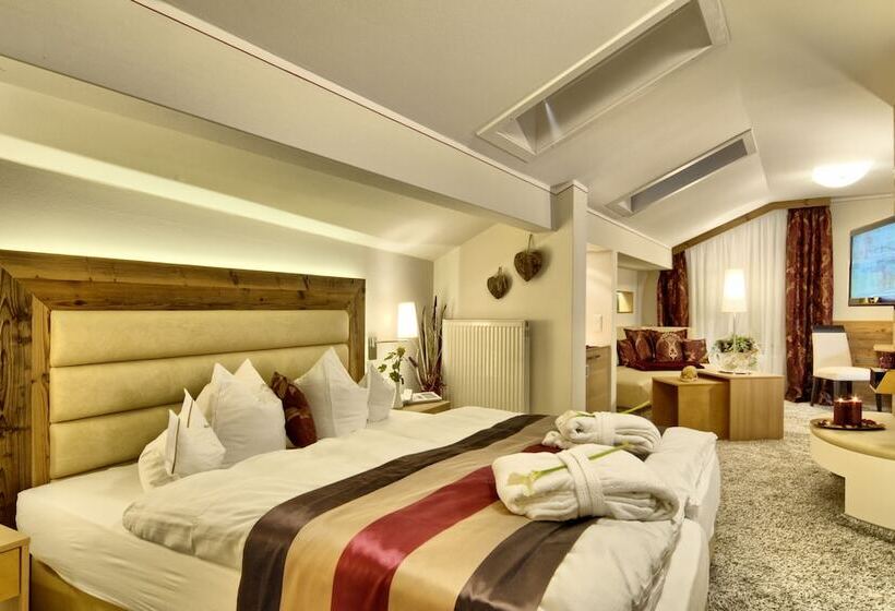 جناح سوبيريور, Neuhausl Superior