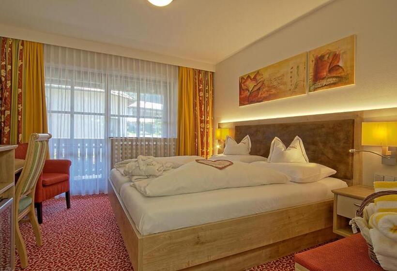 غرفة قياسية فردية, Neuhausl Superior