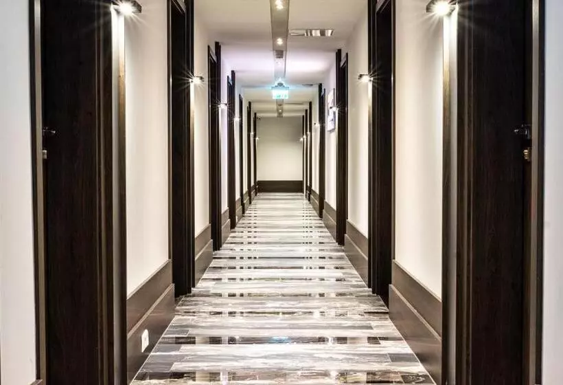 اتاق لوکس یک تخته, & Restaurant Knote
