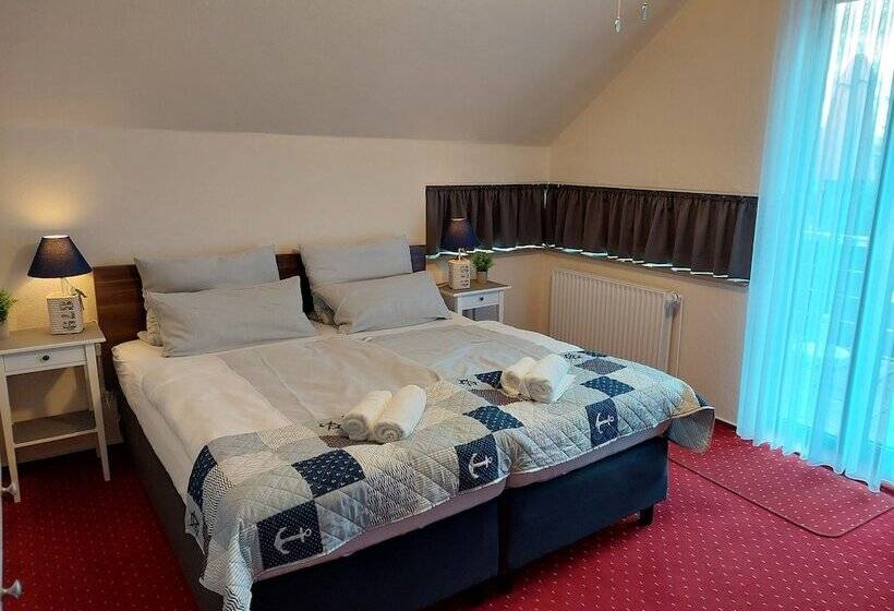 标准间, Rosmarin Garni