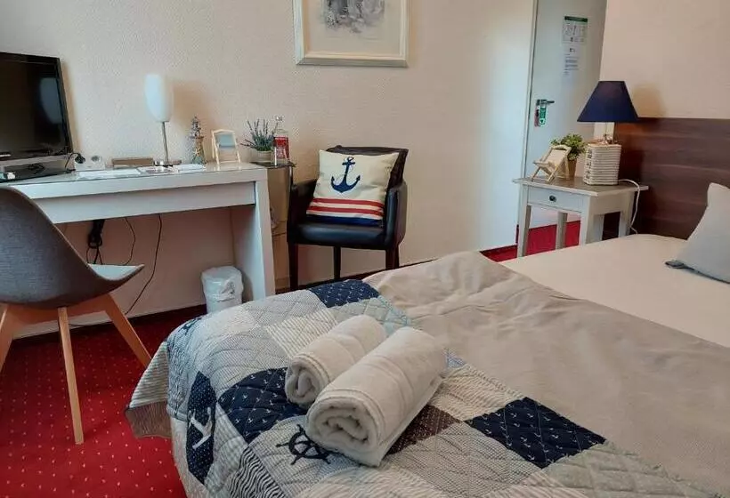 Economy Yhden Hengen Huone, Rosmarin Garni