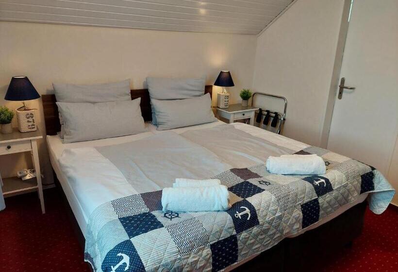 标准间, Rosmarin Garni