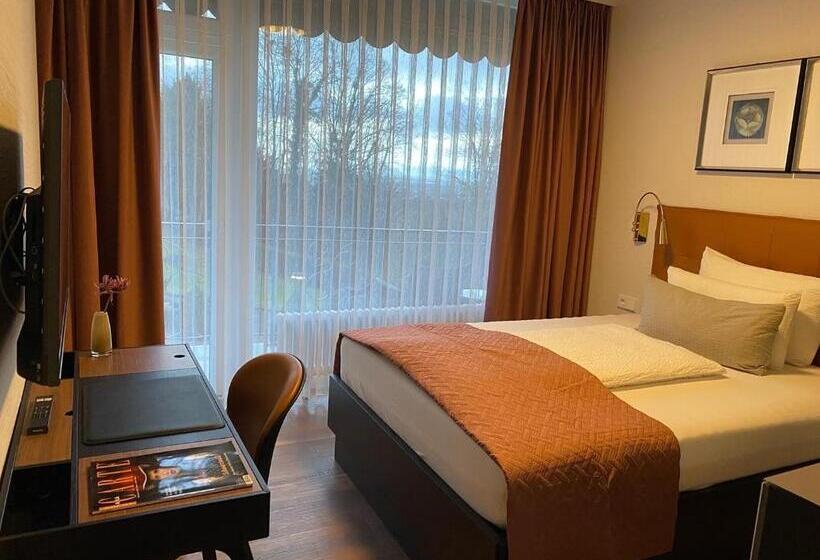 스탠다드 싱글 룸, Schlossberg