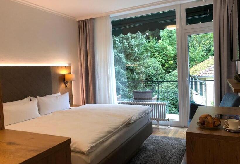 스탠다드 룸, Schlossberg