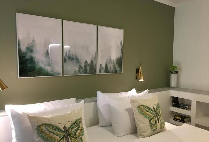 스탠다드 룸, Schlossberg