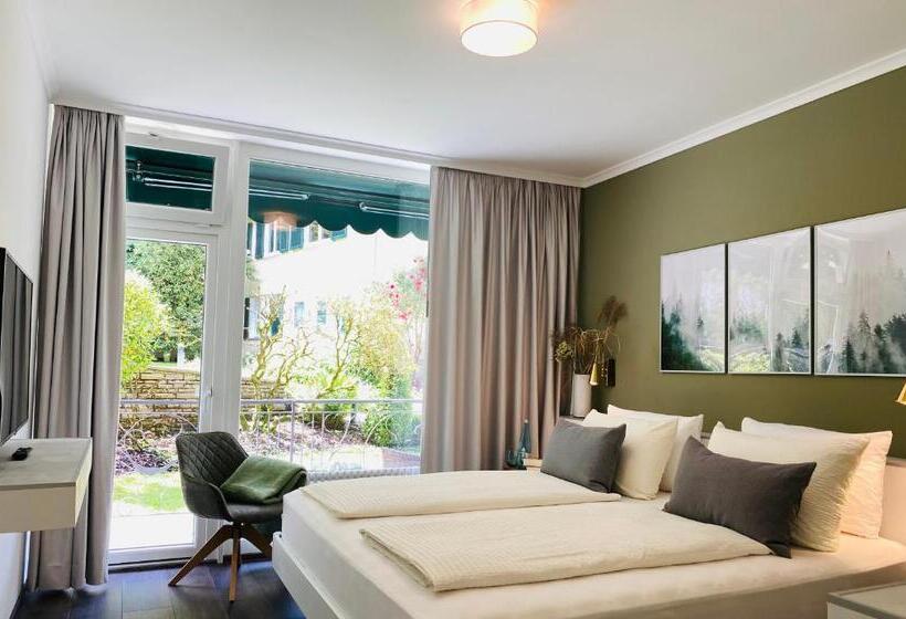 스탠다드 룸, Schlossberg