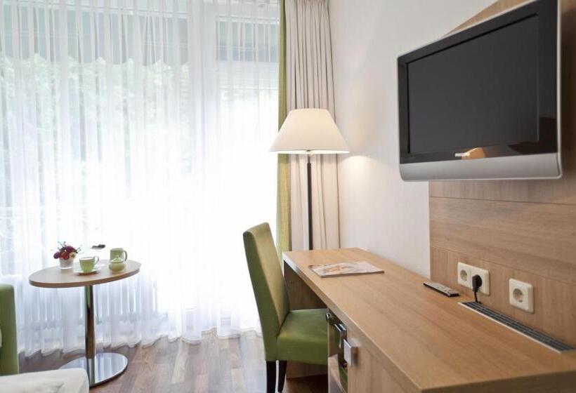 스탠다드 룸, Schlossberg