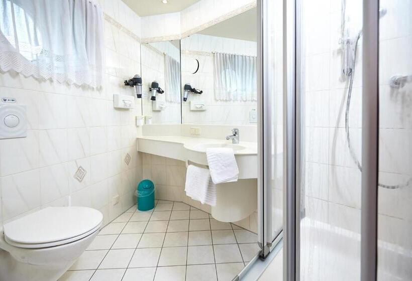 غرفة قياسية فردية, Sonne