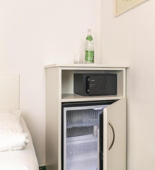 غرفة كومفورت فردية, Steffl Garni