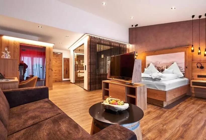 سوییت سوپریور, Wander  Und Aktivhotel Adam Bräu