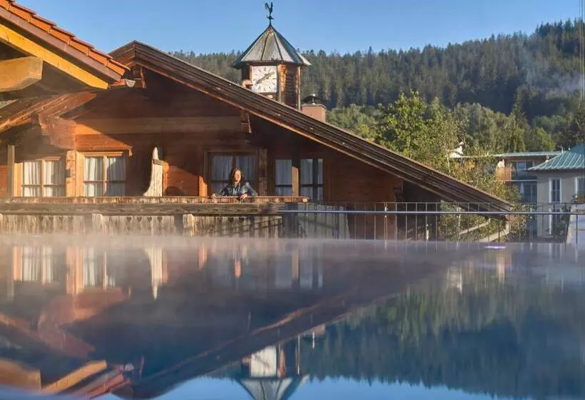 اتاق استاندارد با چشم‌انداز استخر, Wander  Und Aktivhotel Adam Bräu
