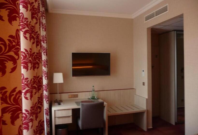 シングルデラックスルーム, Zur Alten Schmiede