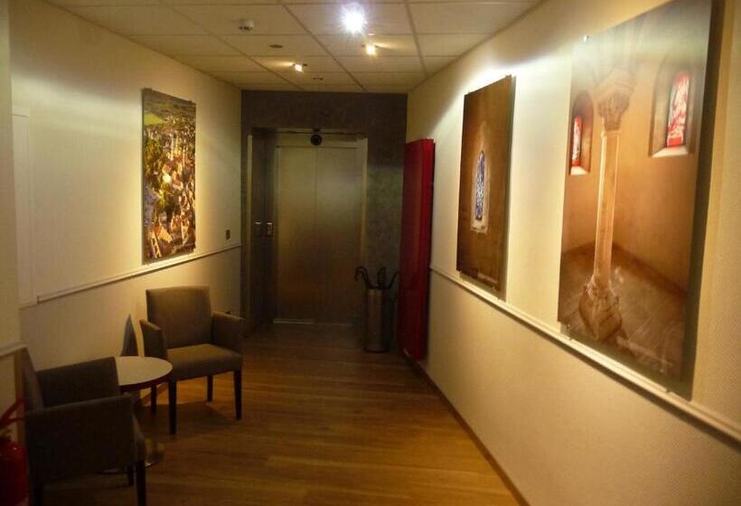 スタンダードルーム, Zur Alten Schmiede