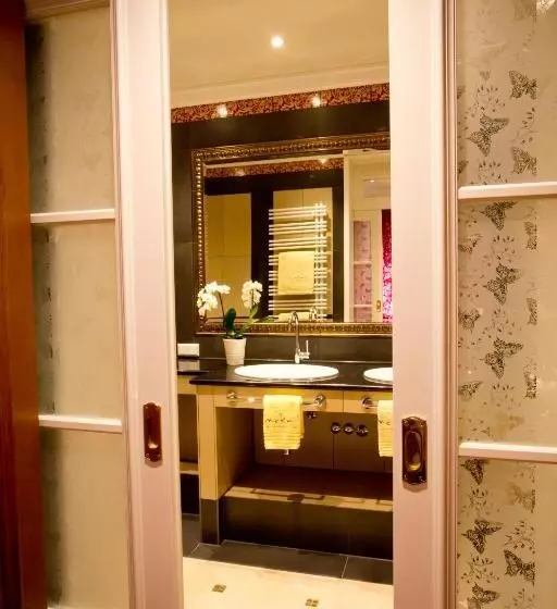 Sviitti, Mokni S Palais Hotel & Spa