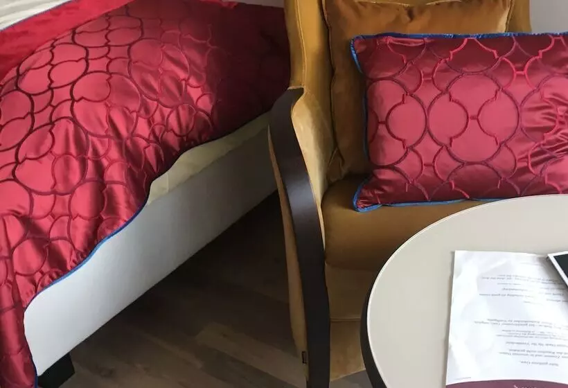 Comfort Yhden Hengen Huone, Mokni S Palais Hotel & Spa