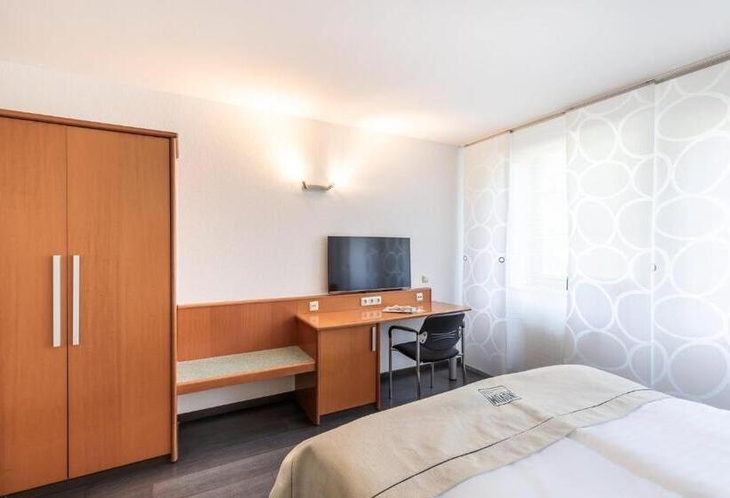 Номер Стандарт, Freiraum