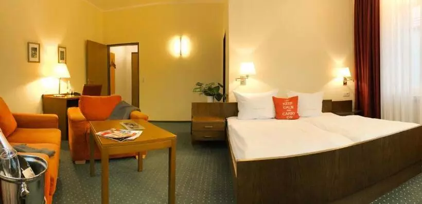 スタンダードトリプルルーム, Panorama Hotel Rheinkrone