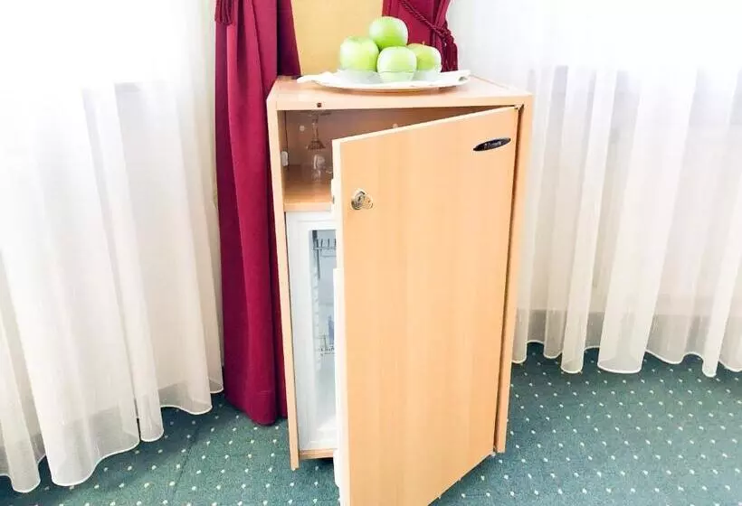 スタンダードトリプルルーム, Panorama Hotel Rheinkrone