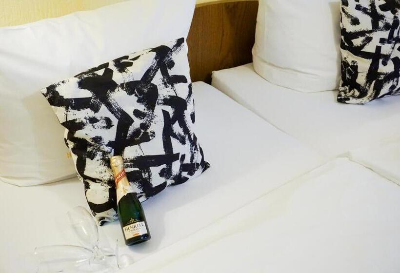 Номер Стандарт, Panorama Hotel Rheinkrone