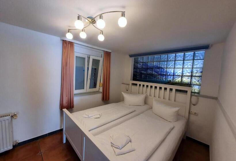 غرفة قياسية ثلاثية, Gastehaus Parkblick