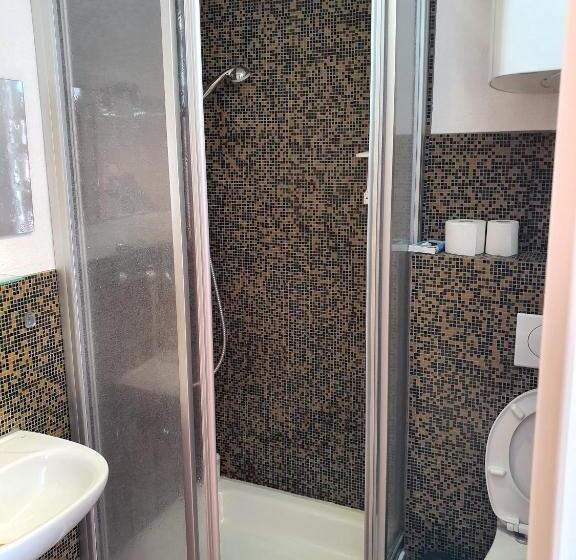 غرفة إقتصادية فردية, Gastehaus Parkblick