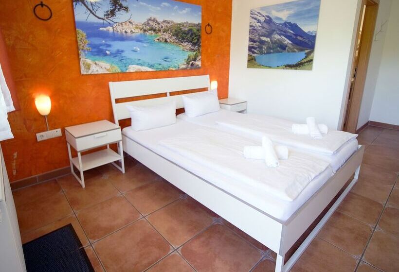 غرفة قياسية ثلاثية, Gastehaus Parkblick