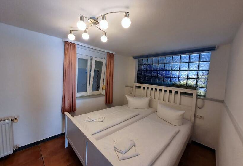 غرفة قياسية ثلاثية, Gastehaus Parkblick