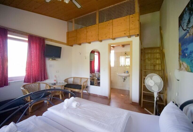 غرفة قياسية رباعية, Gastehaus Parkblick