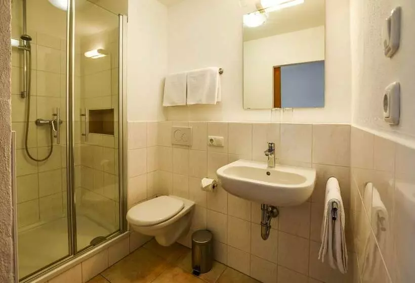 اتاق استاندارد, Seehotel Zur Post
