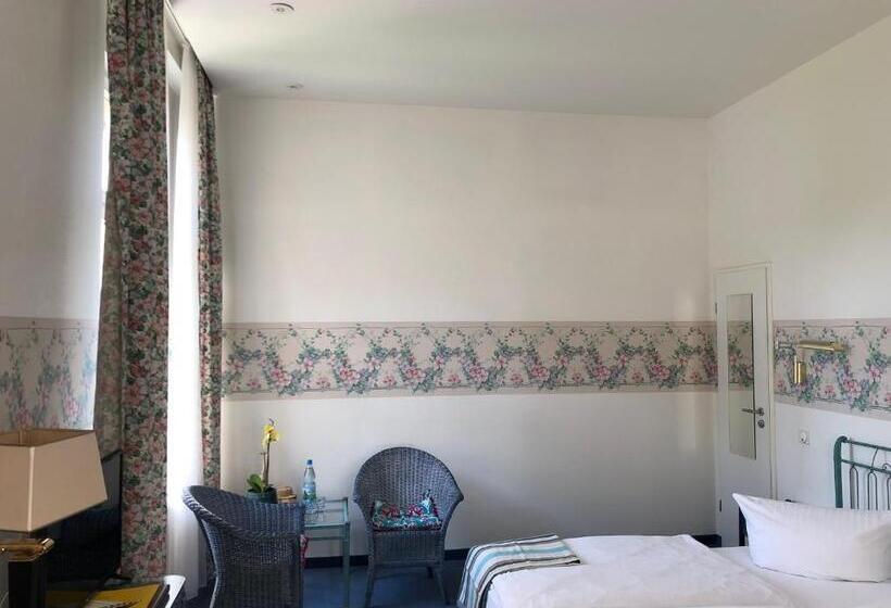 디럭스 룸, Villa Hentzel