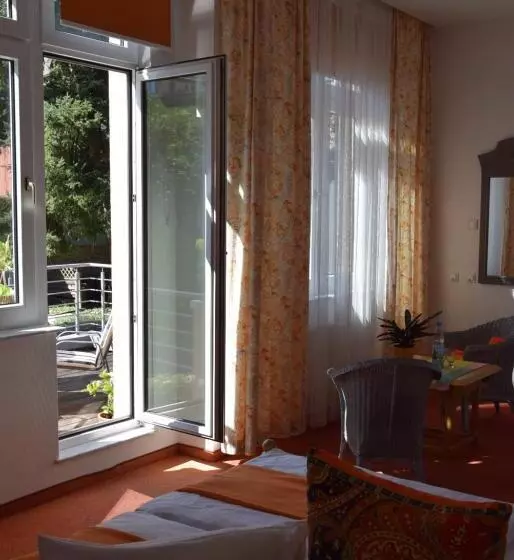 スイート, Villa Hentzel