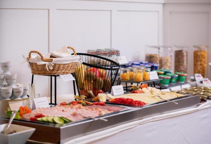 Номер Superior с Видом, Villa Rein Boutique